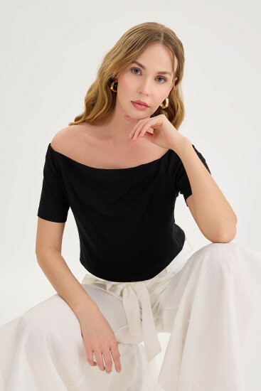 Kayık Yaka Crop Bluz - 18