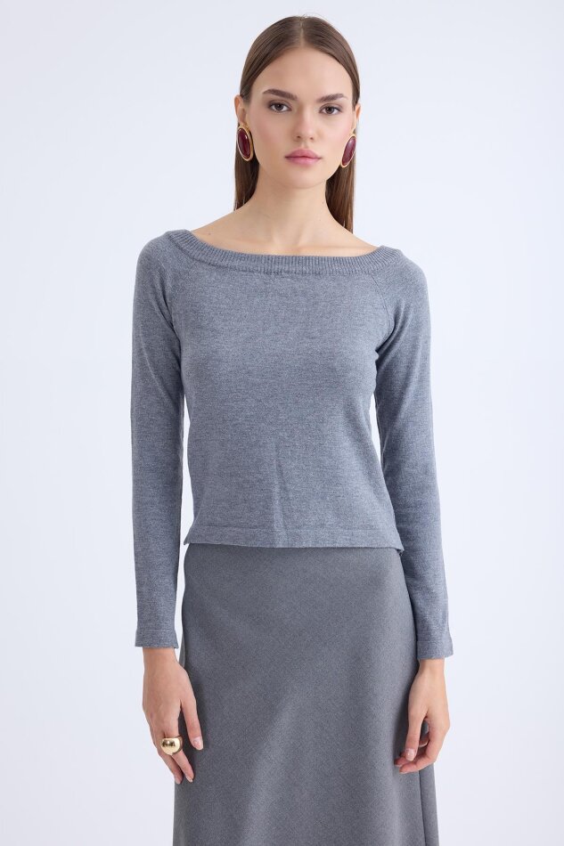 Kayık Yaka Uzun Kol Triko Bluz - 31