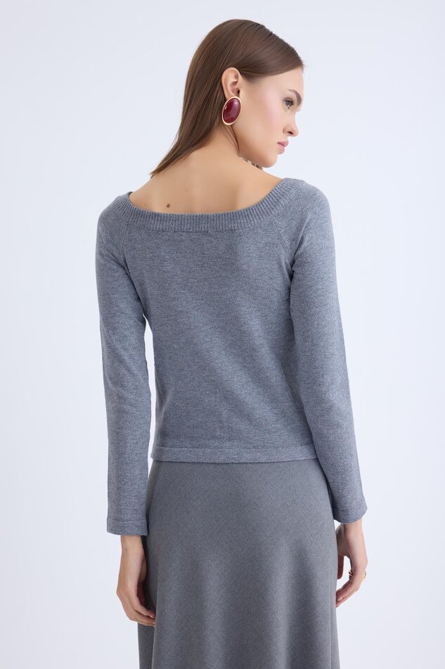 Kayık Yaka Uzun Kol Triko Bluz - 35