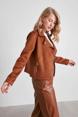 Kelebek Yaka Suni Süet Biker Ceket - Thumbnail (24)