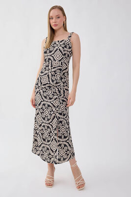 Kendinden Desenli Önü Büzgülü Elbise