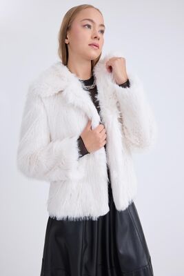 Kısa Peluş Ceket - Thumbnail (9)