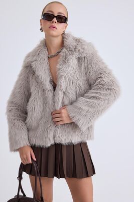 Kısa Peluş Ceket - Thumbnail (3)