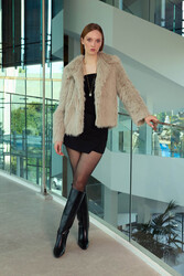 Kısa Peluş Ceket - 1