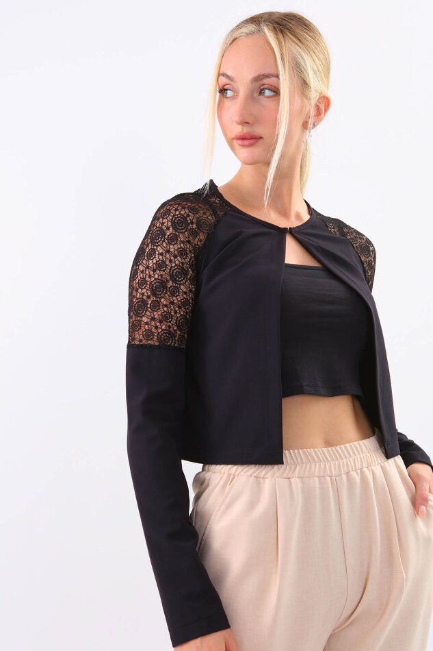 Kolları Dantel İşlemeli Crop Ceket - 3