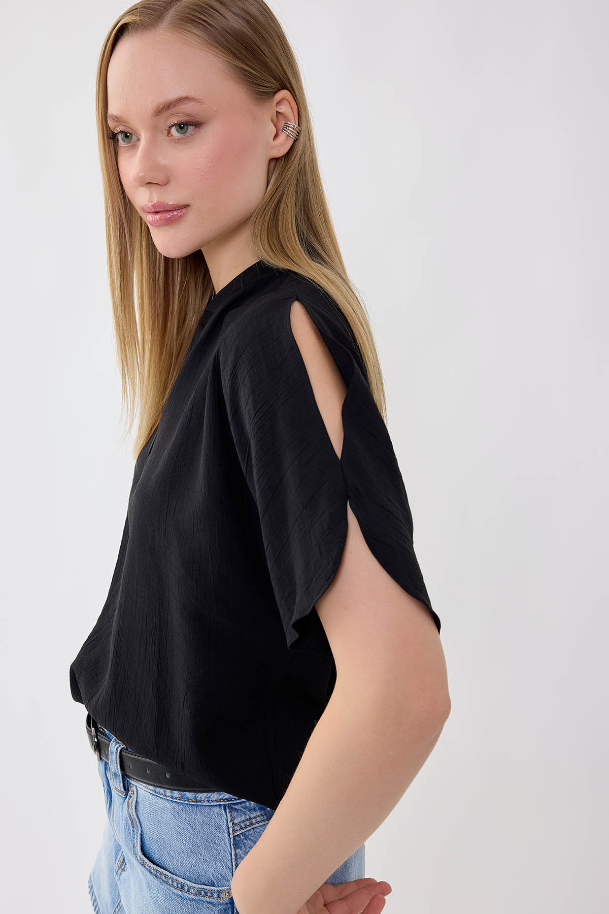 Krinkıl Kumaş Kol Detaylı Bluz - Thumbnail