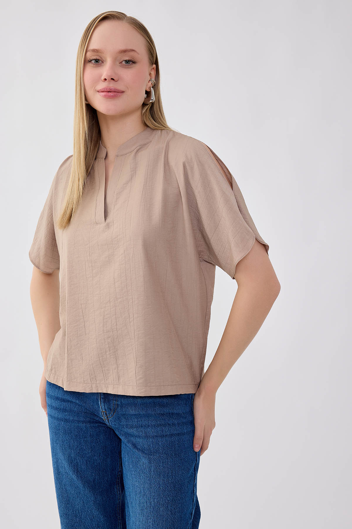 Krinkıl Kumaş Kol Detaylı Bluz - Thumbnail