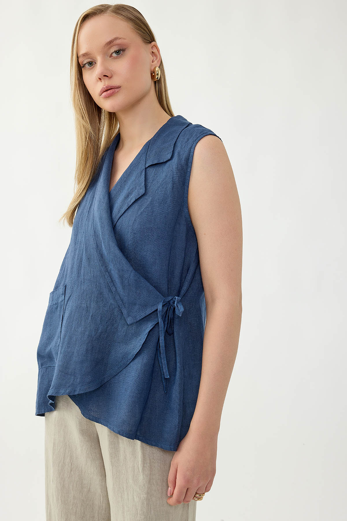 %100 Keten Kruvaze Yaka Bağlamalı Bluz - Thumbnail