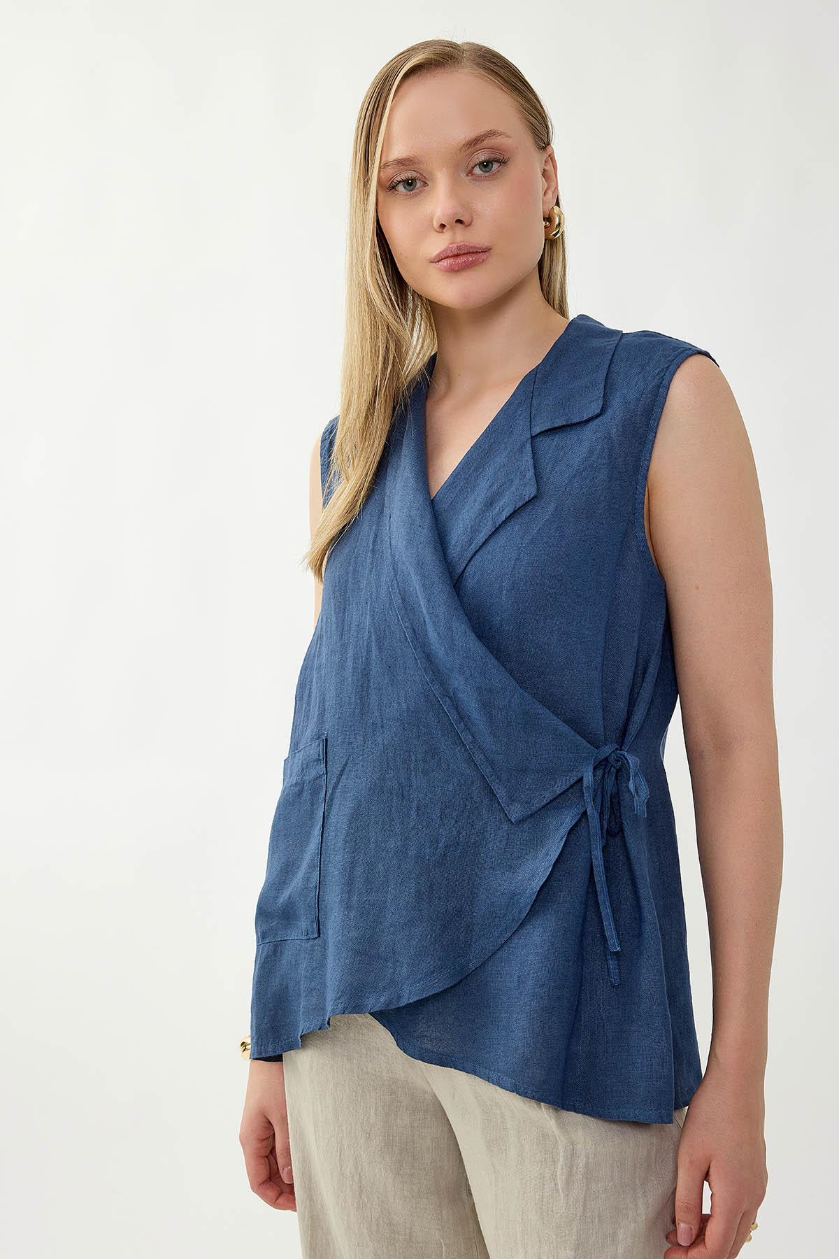 %100 Keten Kruvaze Yaka Bağlamalı Bluz - Thumbnail