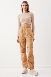 Lastik Detaylı Paraşüt Kumaş Pantolon - 6