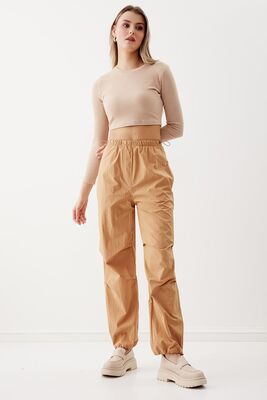 Lastik Detaylı Paraşüt Kumaş Pantolon - Thumbnail (6)