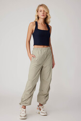 Lastik Detaylı Paraşüt Kumaş Pantolon - 4