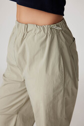 Lastik Detaylı Paraşüt Kumaş Pantolon - 2