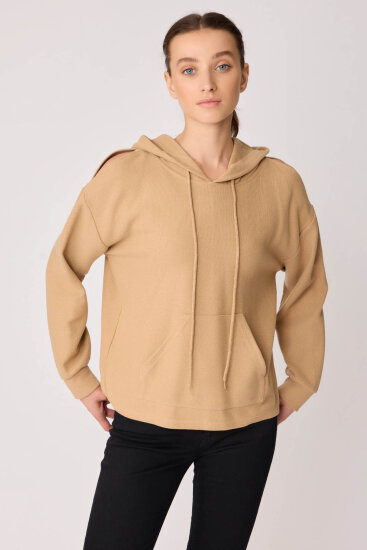 Omuz Dekolteli Kanguru Cep Kapüşonlu Sweatshirt Camel