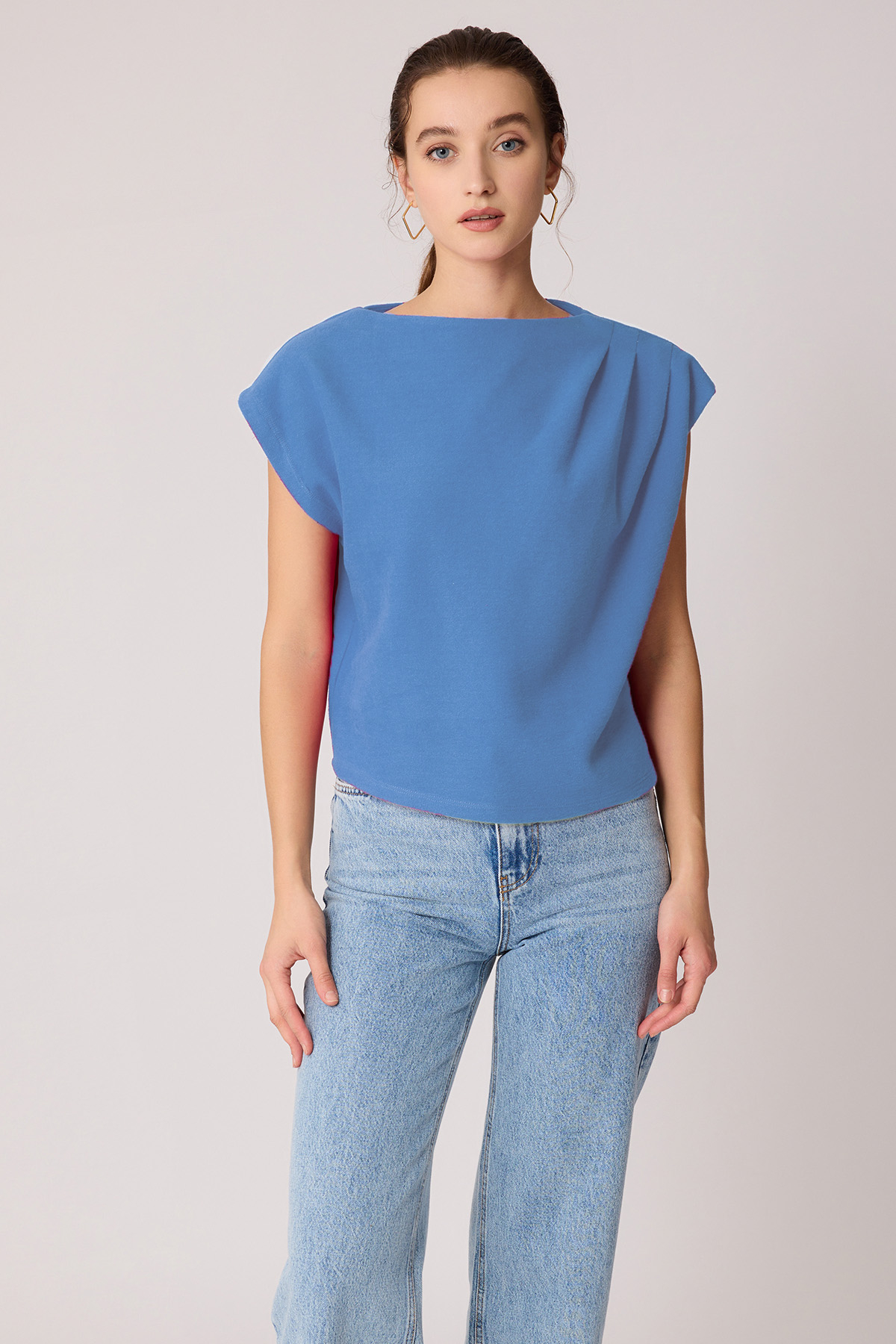 Omuz Kısmı Büzgülü Kısa Kol Triko Bluz - Thumbnail