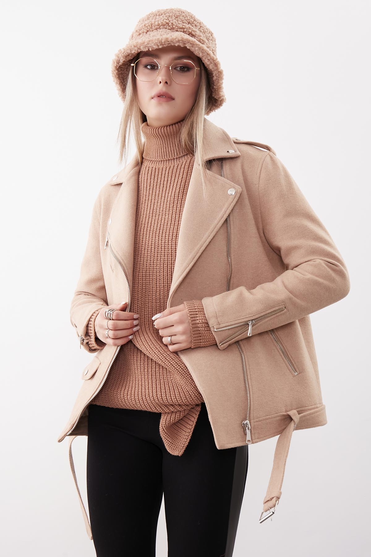 Omuzda Apolet Detaylı Kemerli Kaşe Ceket - Thumbnail