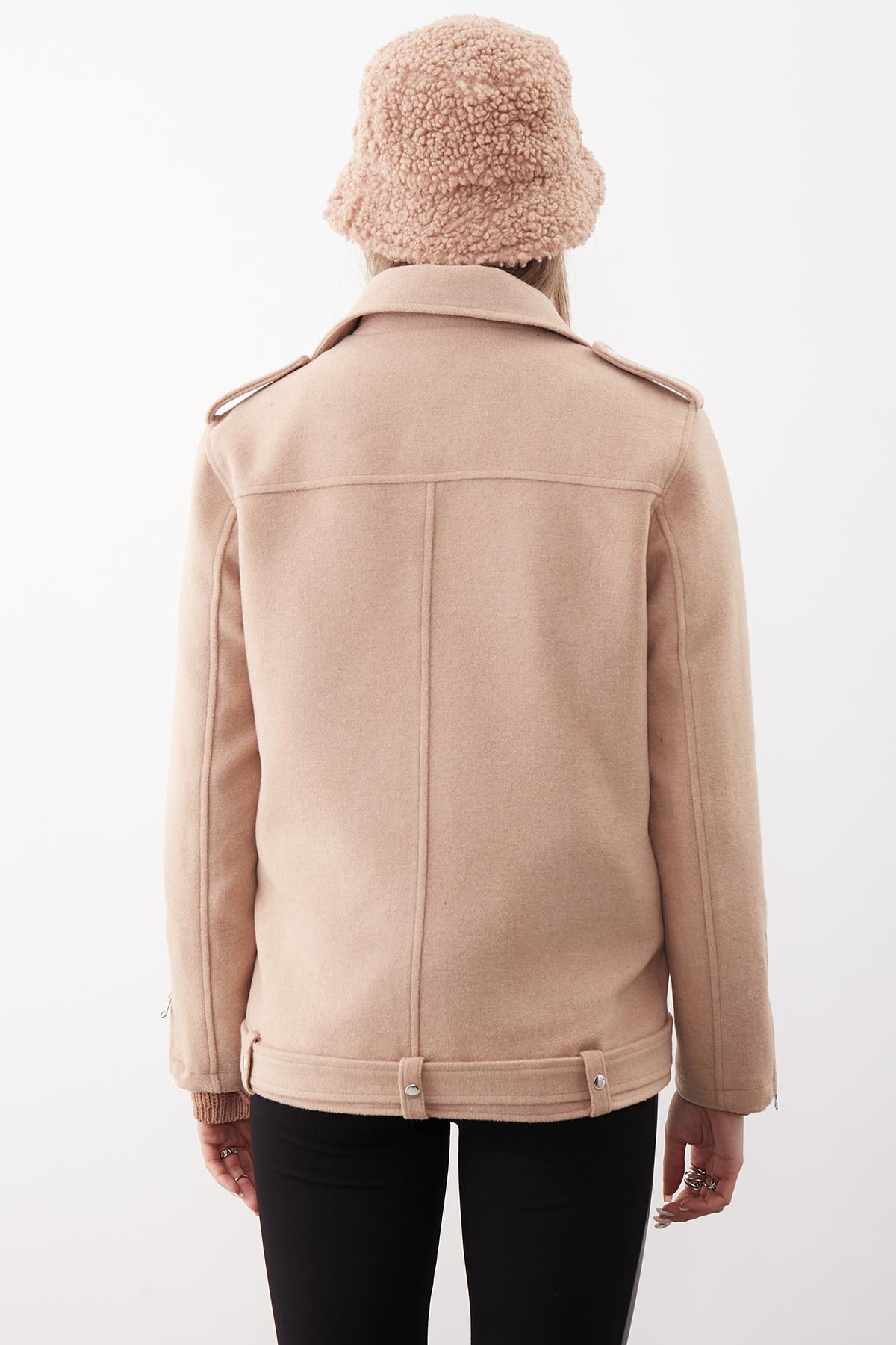 Omuzda Apolet Detaylı Kemerli Kaşe Ceket - Thumbnail