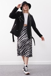 Omuzda Apolet Detaylı Kemerli Kaşe Ceket - Thumbnail