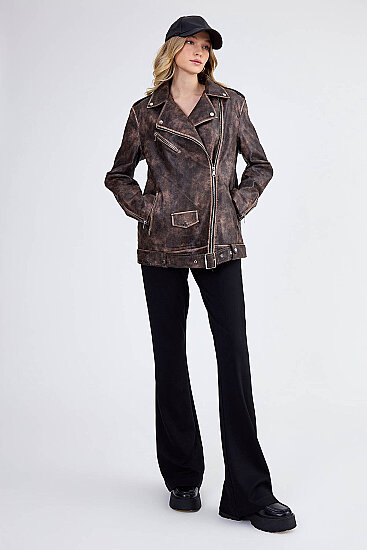 Omuzda Apolet Detaylı Kemerli Suni Deri Ceket - 10