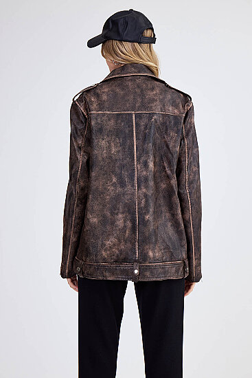 Omuzda Apolet Detaylı Kemerli Suni Deri Ceket - 14