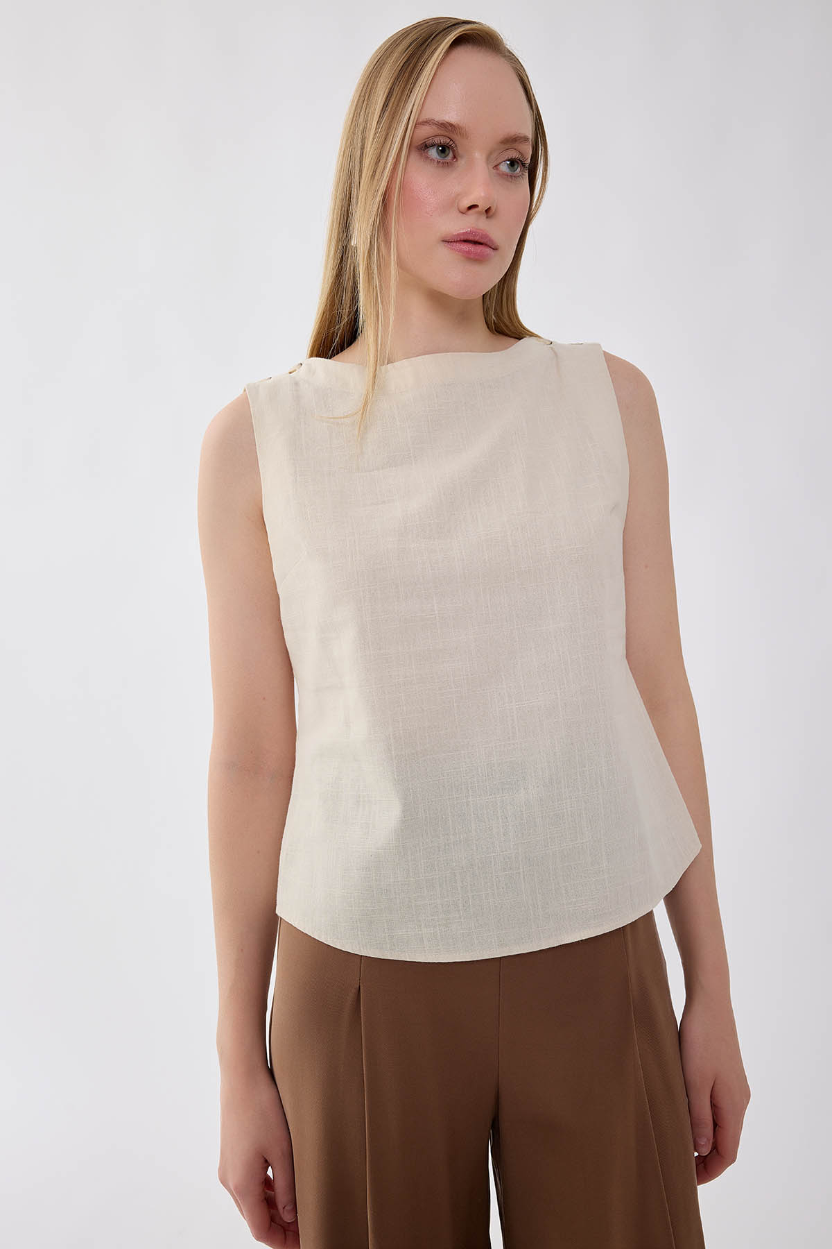 Omuzu Düğmeli Viskon Keten Bluz - Thumbnail