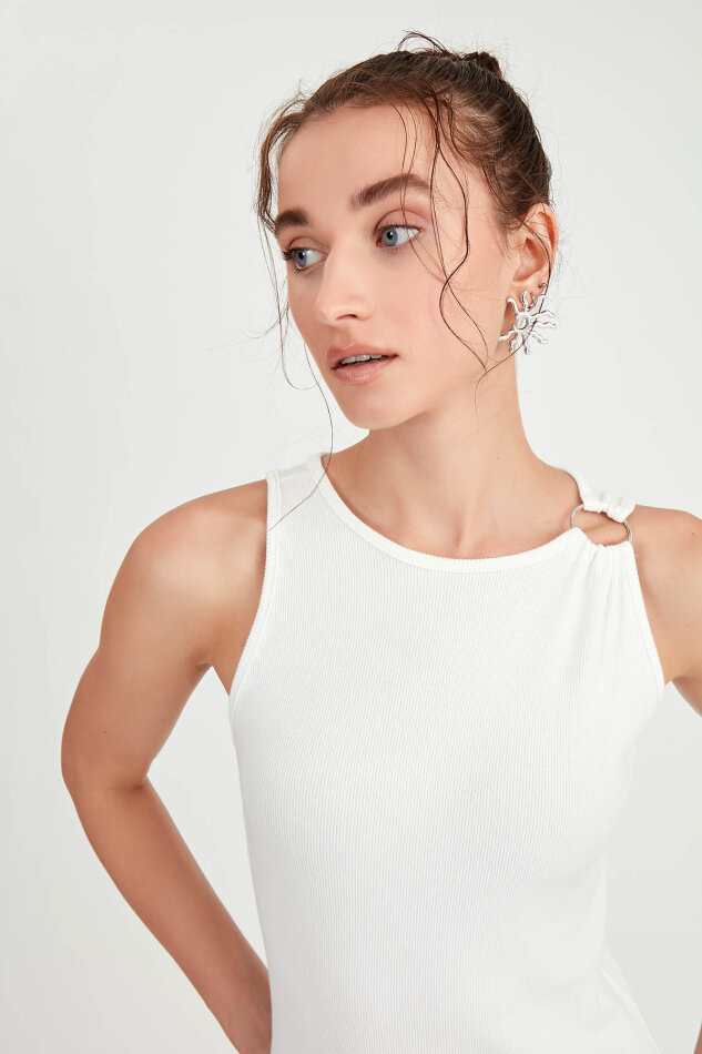 Omuzu Tokalı Uzun Örme Elbise - 4