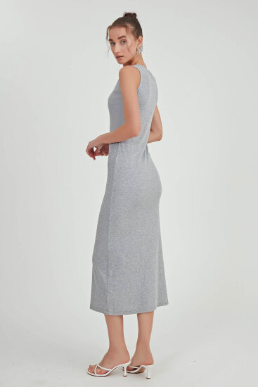 Omuzu Tokalı Uzun Örme Elbise - 9