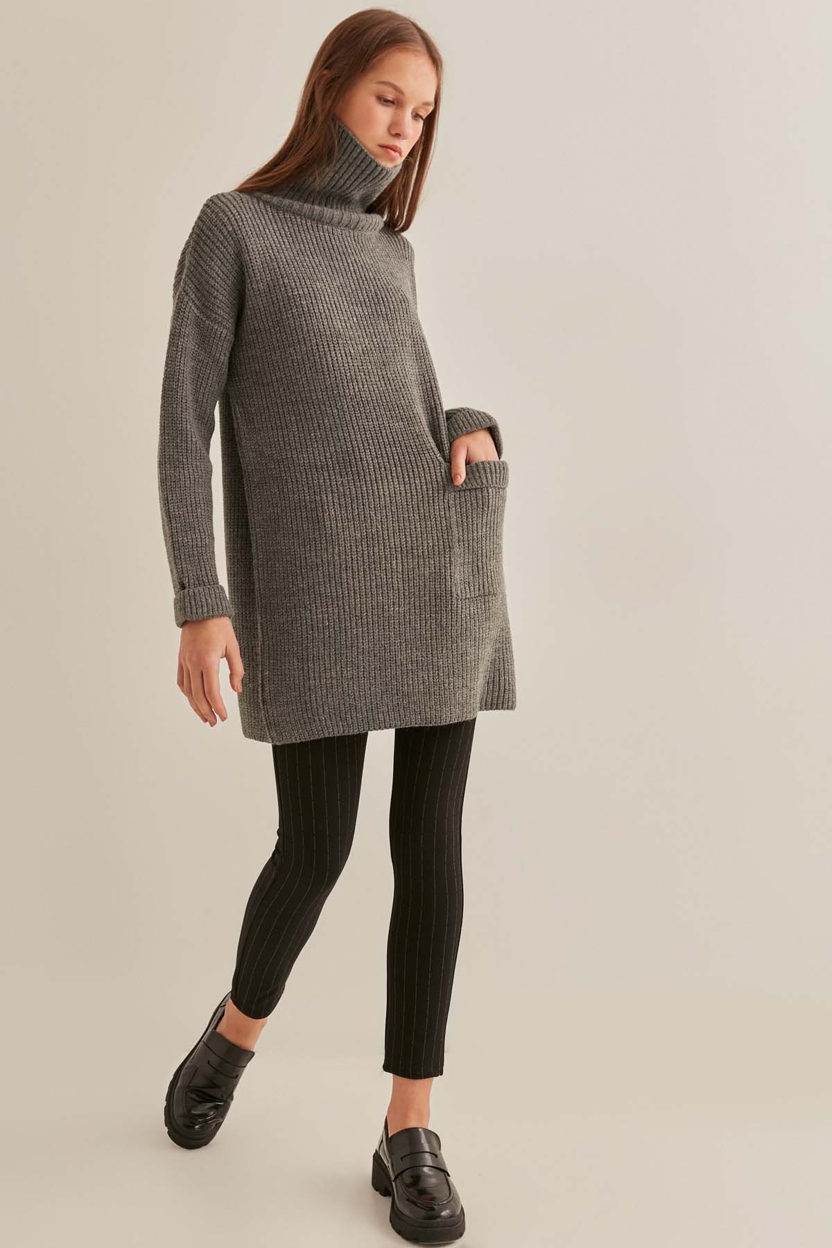 Önde Cep Detaylı Uzun Triko Kazak - Thumbnail