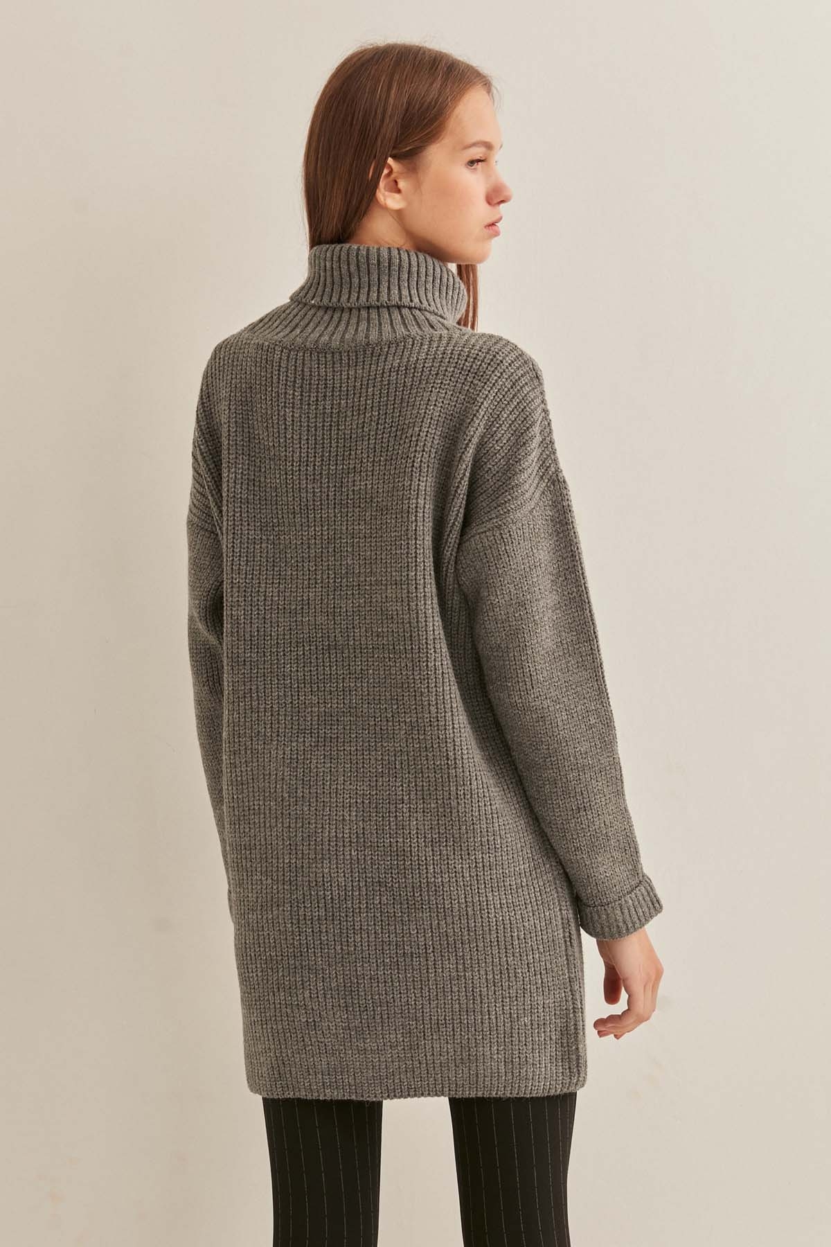 Önde Cep Detaylı Uzun Triko Kazak - Thumbnail