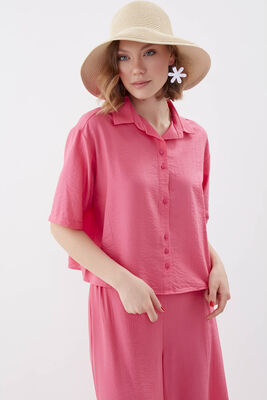 Önden Düğmeli Kısa Kol Gömlek