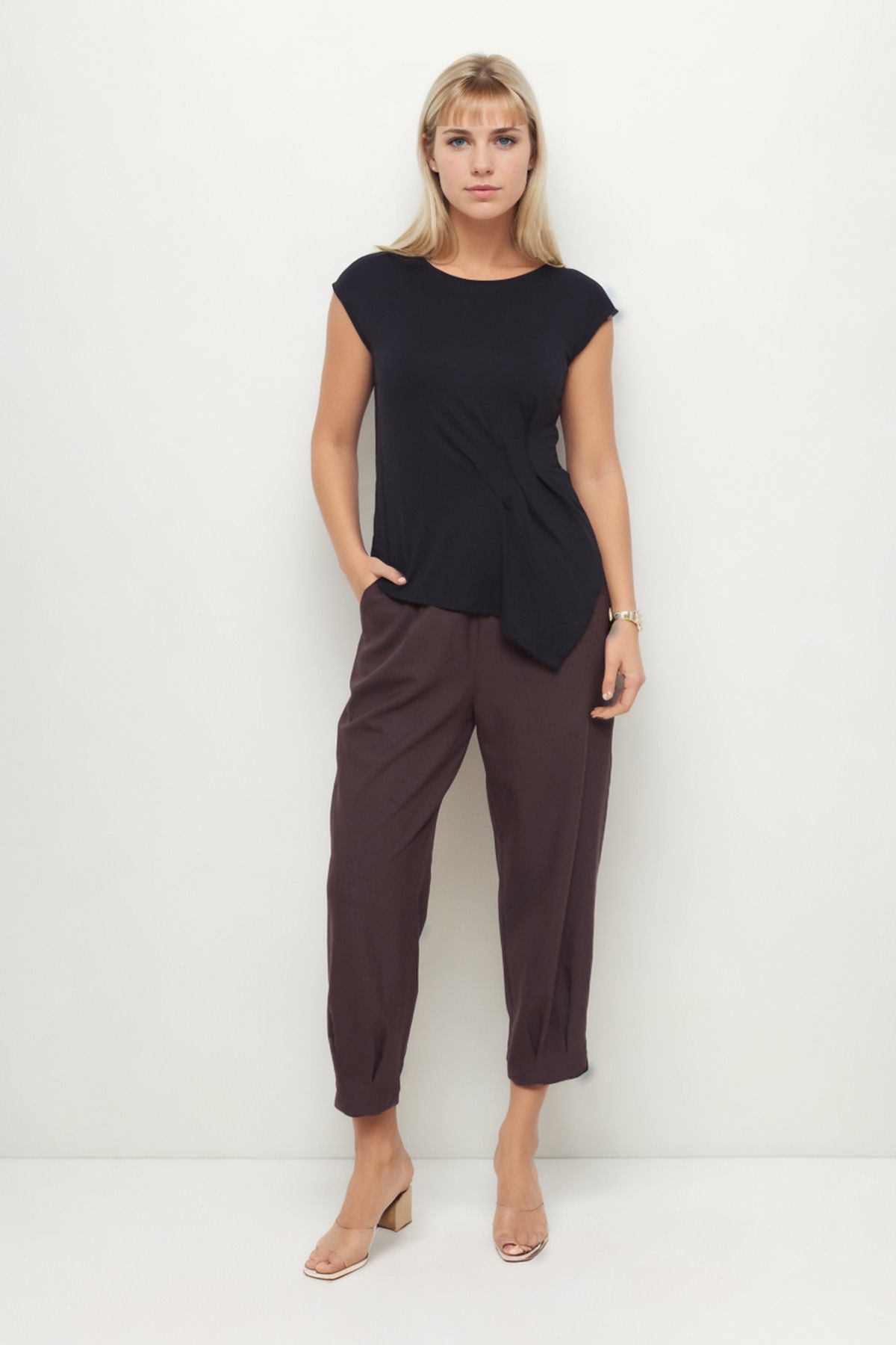 VİTRİN - Önü Büzgü Detaylı Kısa Kol Bluz (1)