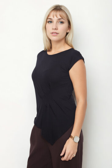 Önü Büzgü Detaylı Kısa Kol Bluz - 4