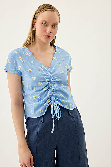 Önü Büzgülü Çiçekli Kısa Kol Bluz - 10