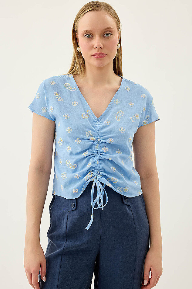 Önü Büzgülü Çiçekli Kısa Kol Bluz - 14