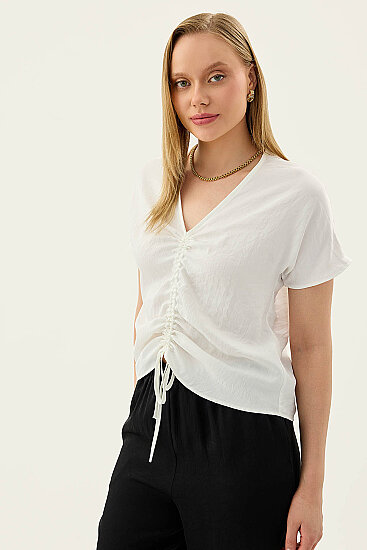 Önü Büzgülü Kısa Kol Saten Bluz - 19