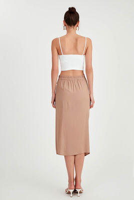 Önü Büzgülü Yırtmaçlı Midi Boy Etek - 17