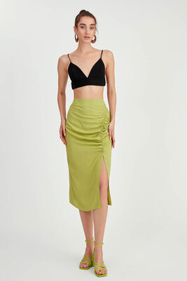 Önü Büzgülü Yırtmaçlı Midi Boy Etek - 23