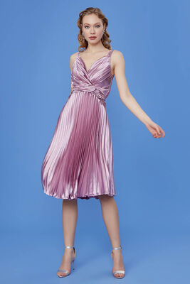 Önü Desenli Piliseli Elbise - 2