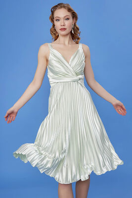 Önü Desenli Piliseli Elbise - 24