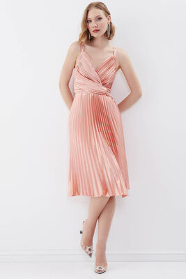 Önü Desenli Piliseli Elbise - 40