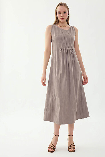 Önü Detaylı Sıfır Kol Elbise - 3