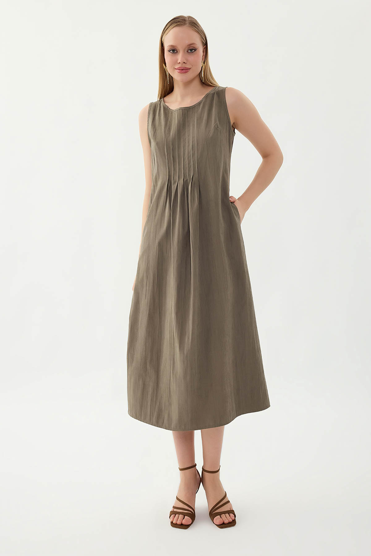 Önü Detaylı Sıfır Kol Elbise - Thumbnail