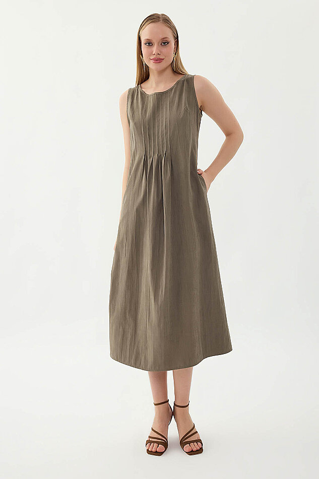 Önü Detaylı Sıfır Kol Elbise - 8