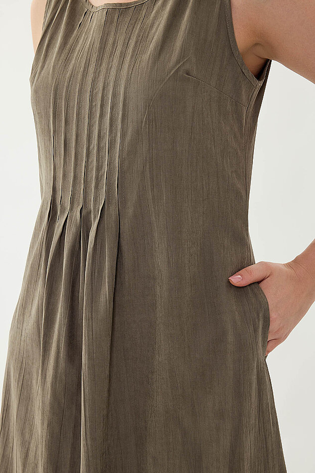 Önü Detaylı Sıfır Kol Elbise - 11