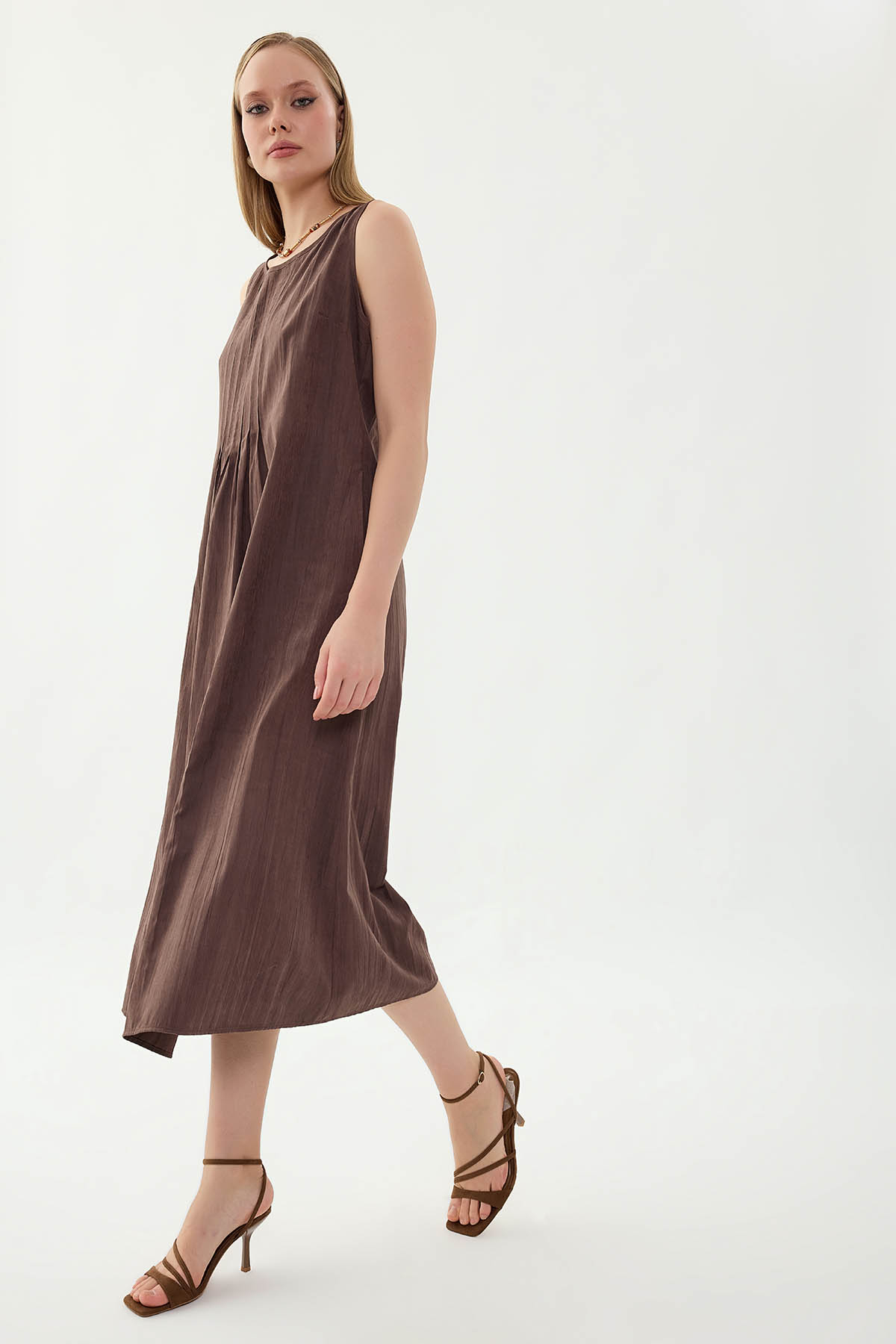 Önü Detaylı Sıfır Kol Elbise - Thumbnail