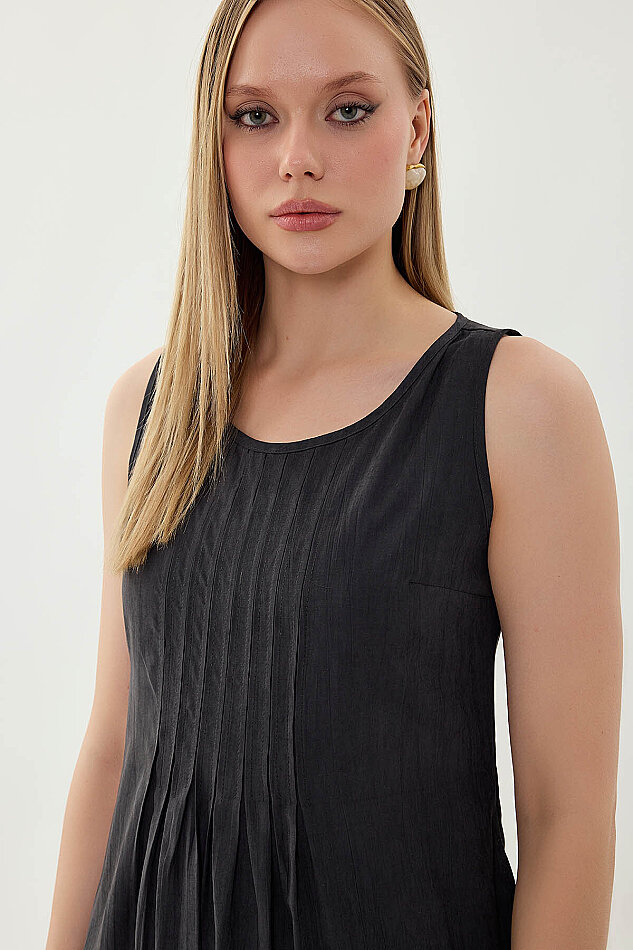 Önü Detaylı Sıfır Kol Elbise - 21