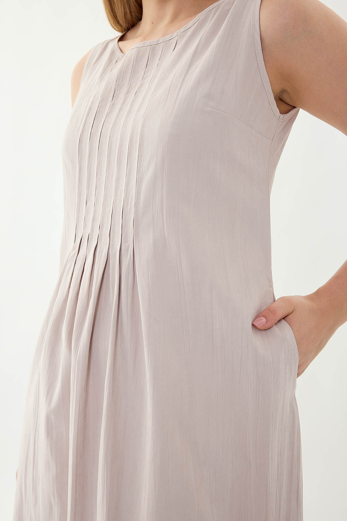 Önü Detaylı Sıfır Kol Elbise - Thumbnail