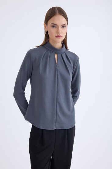 Önü Detaylı Uzun Kol Bluz - 10