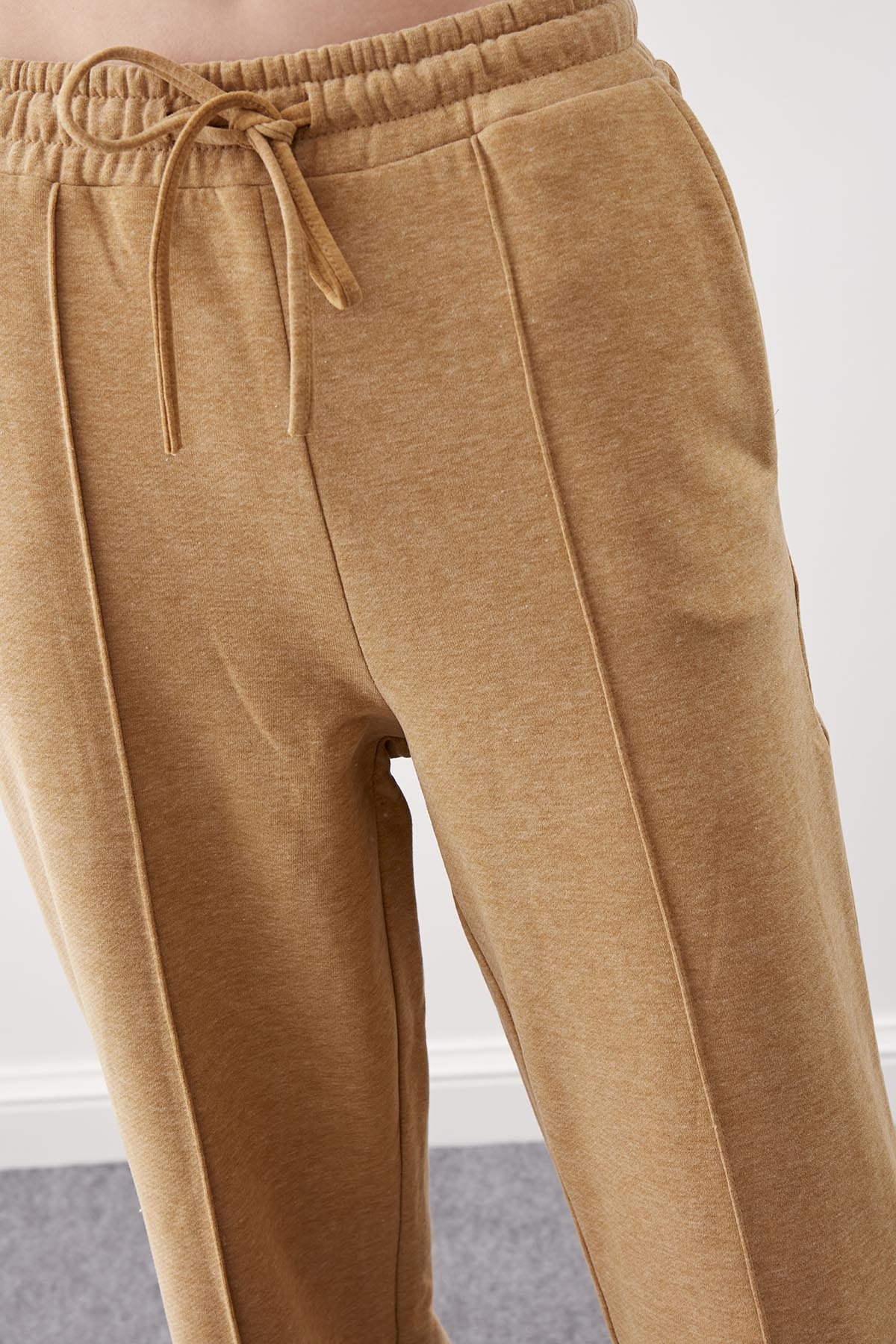 Önü Dikiş Detaylı Bağcıklı Eşofman - Thumbnail