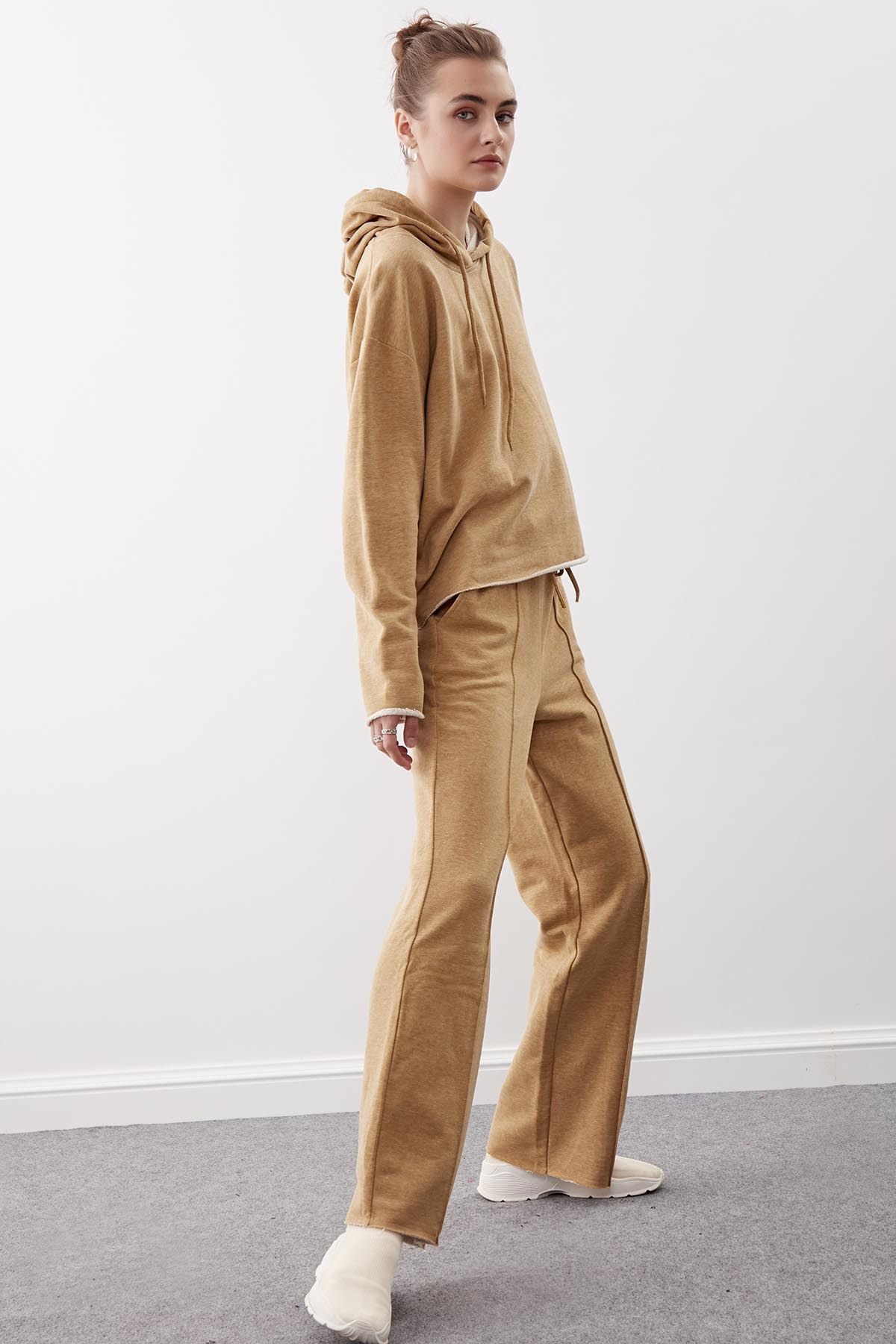 Önü Dikiş Detaylı Bağcıklı Eşofman - Thumbnail